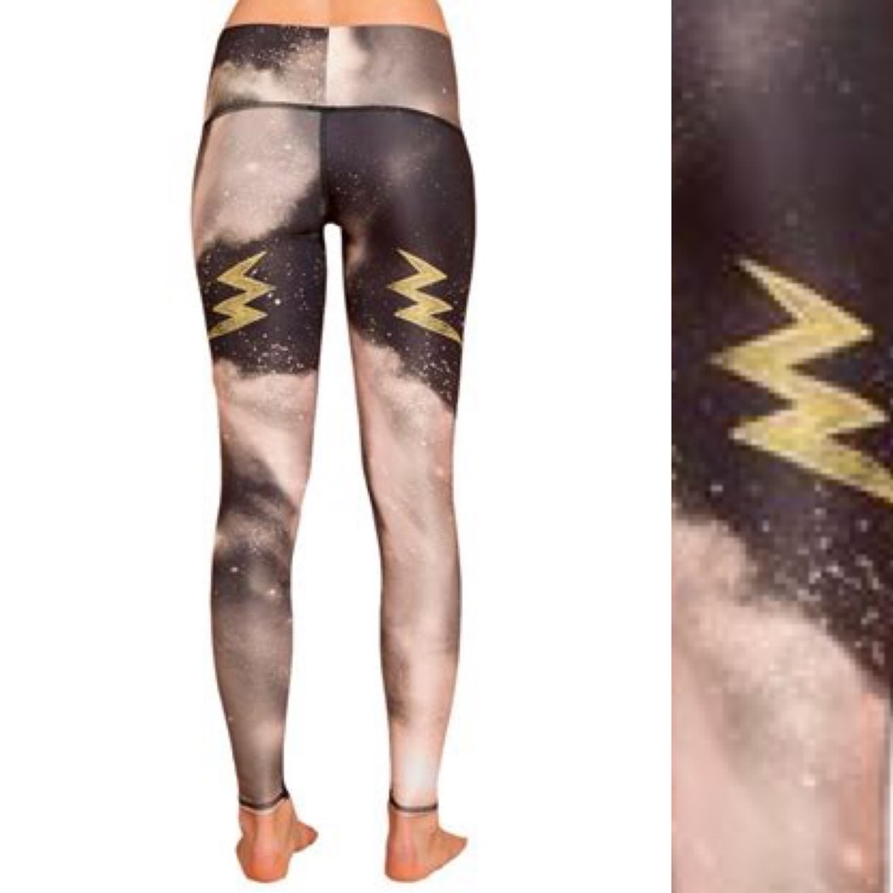 Teeki Lightning Hot Pants Large✨ Made in the USA